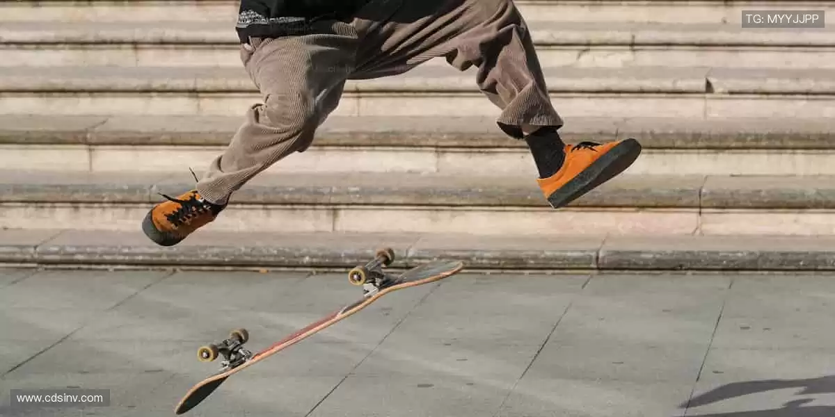 正品周边，球迷专属荣耀！🎁🏆